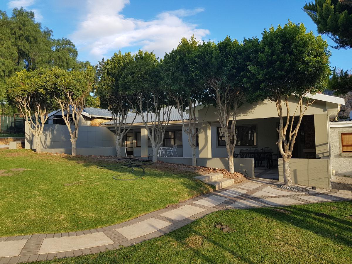 הוילה ג'ורג' Kouwdouw Guest Farm מראה חיצוני תמונה