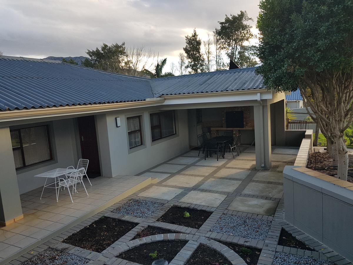הוילה ג'ורג' Kouwdouw Guest Farm מראה חיצוני תמונה